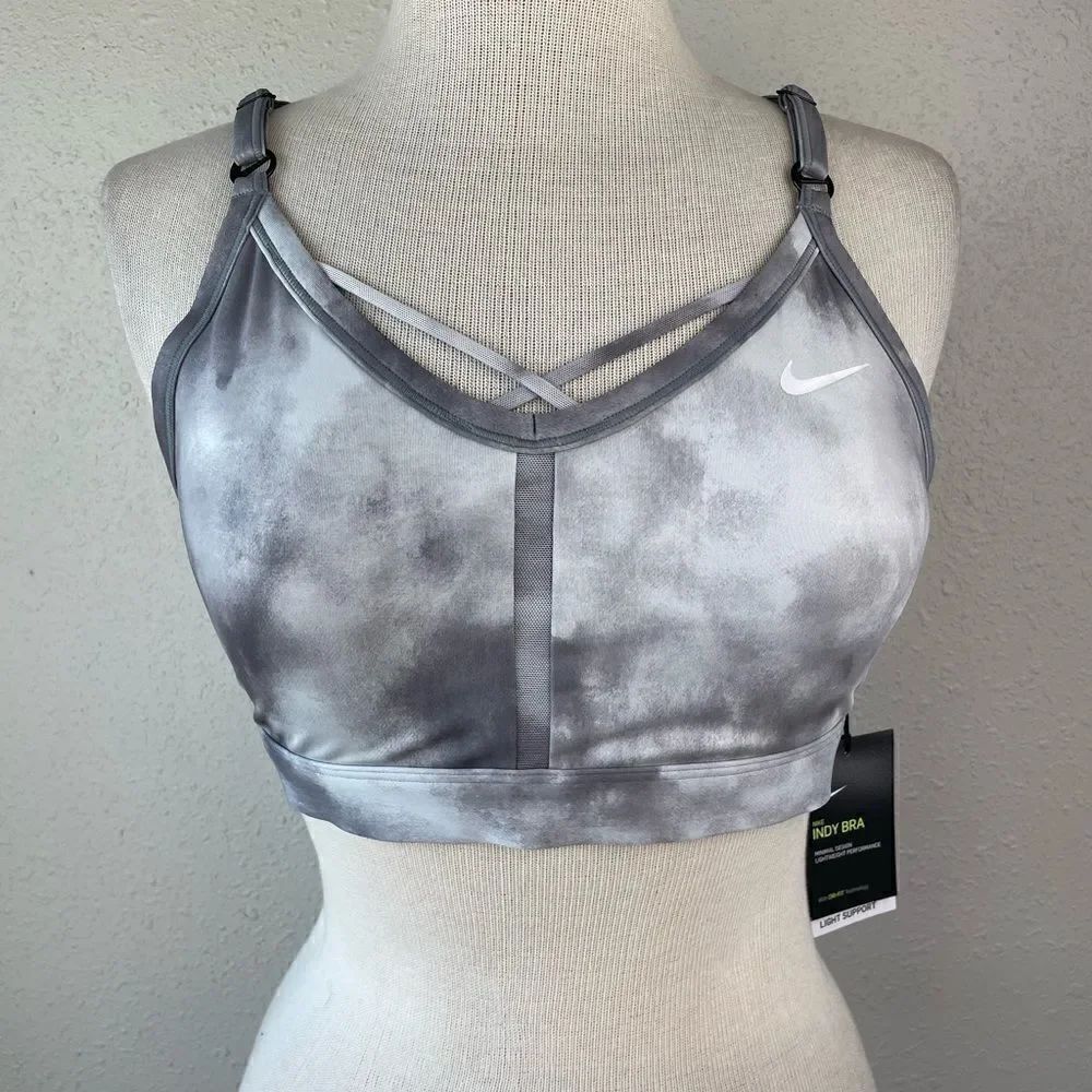 NWT Nike Indy Sports Bra Size L